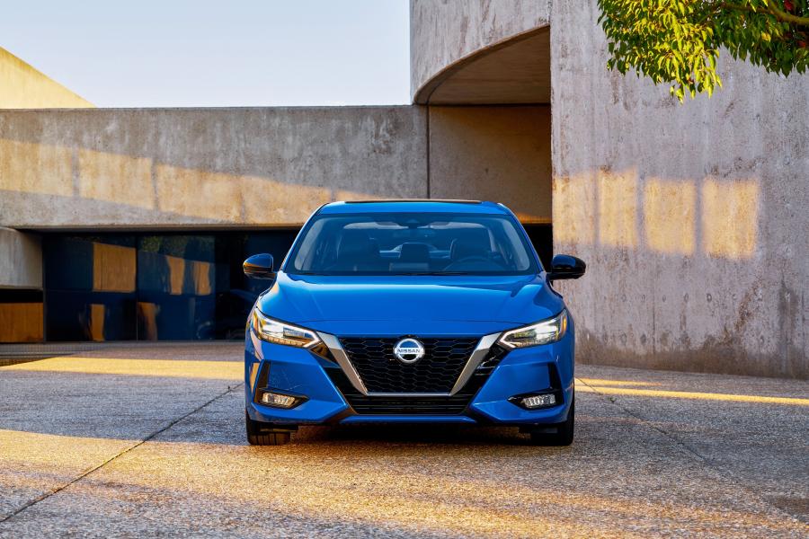 Nissan Sentra SR 2020 года  (NA) (фото 17 из 51)